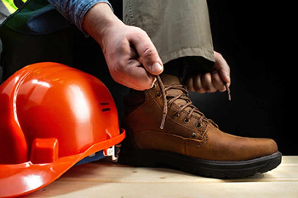 The Importance of Foot Protection While Working