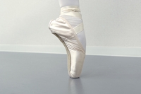 A Brief Foot Stretching Guide for Ballet Dancers